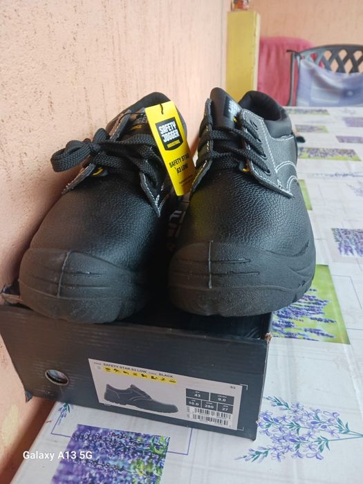 bocanci safety jogger