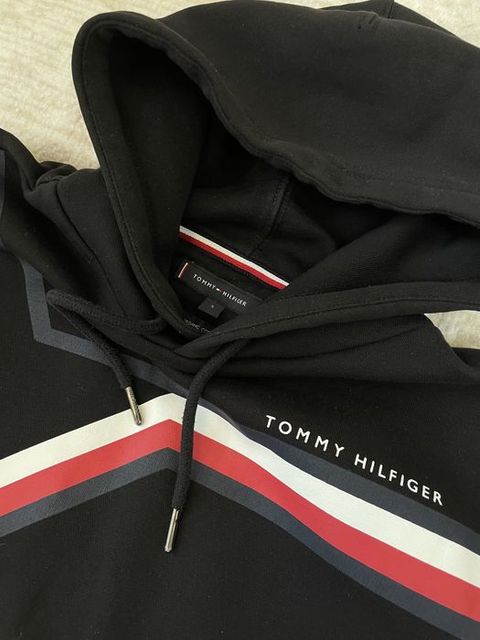Худи Tommy Hilfiger