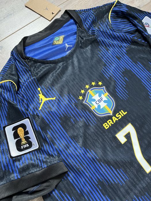Tricou de fotbal Nationala Braziliei Brasil marime M cu Vinicius Junior 7 Jordan