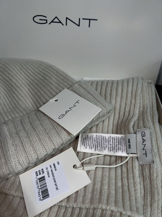 Gant шапка и шарф набор новый