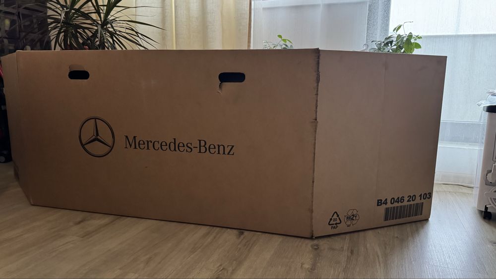 Vand bara fata mercedes w205 oem noua