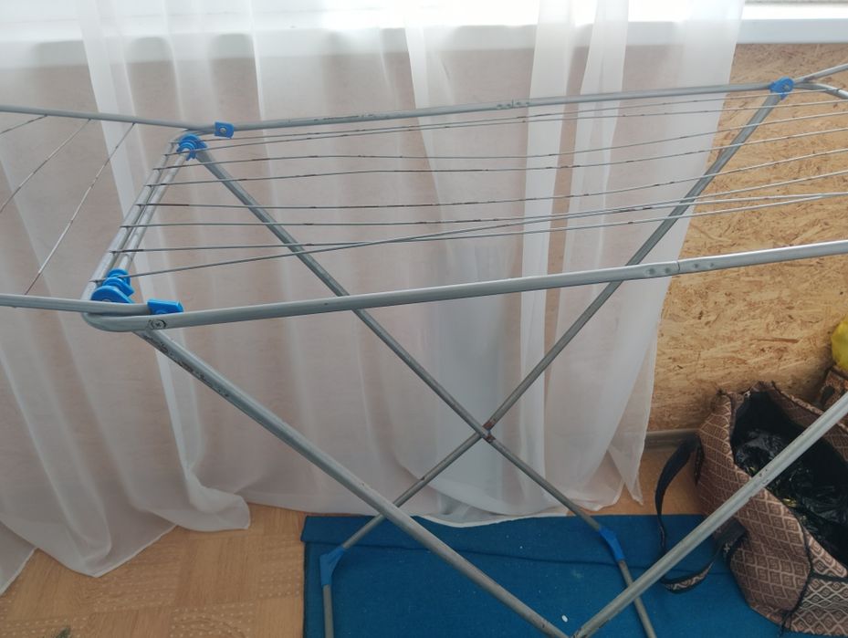 Продам сушилку для белья