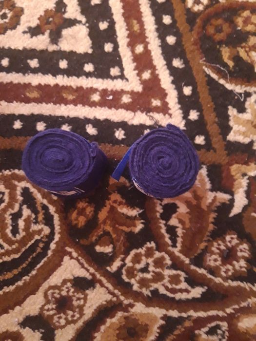 Yaxshi holatdagi boks bint 3 metr