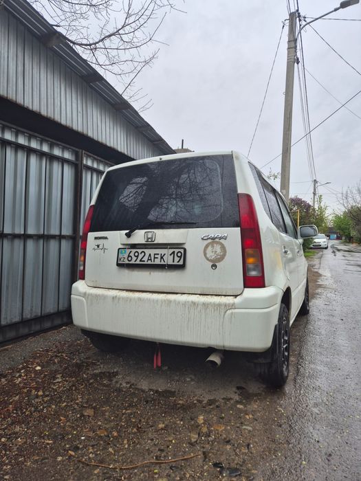Продам автомобиль honda capa 1999
