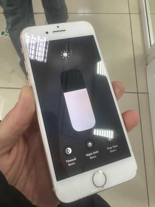 Айфон 8 64 гигабайт АКБ 63