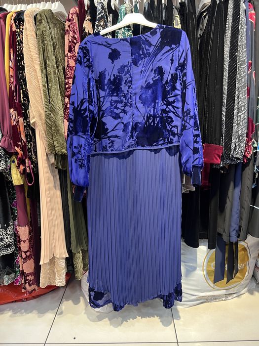 Нарядное платье для милых дам