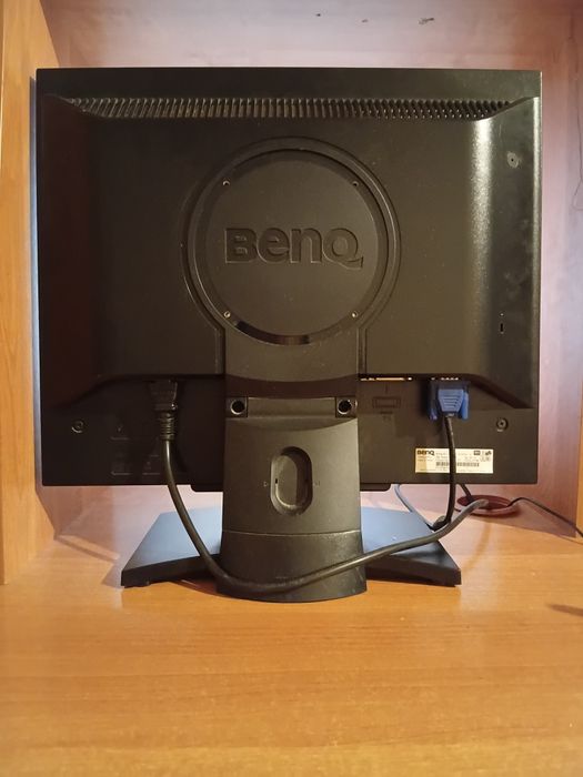 Монитор BenQ 19 дюймов (рабочий)