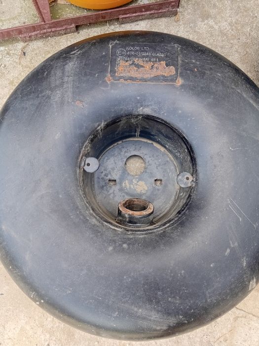 Două butelii ovale gpl,  auto