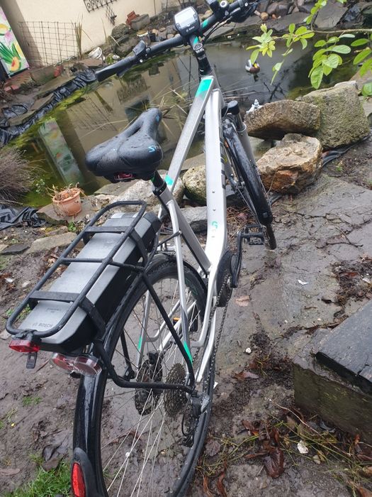 Bicicleta electrica Cube