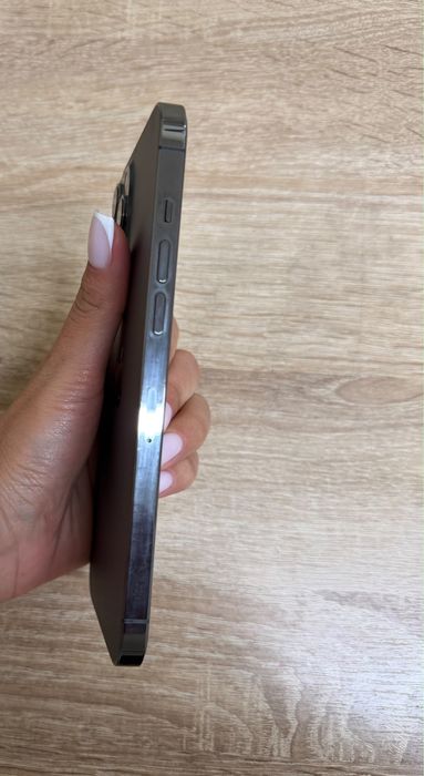Продам Айфон 12 pro max