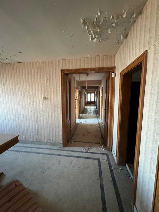 Продава се Къща в Горна Оряховица - 385 кв.м за 416 €/кв.м - Снимка #8