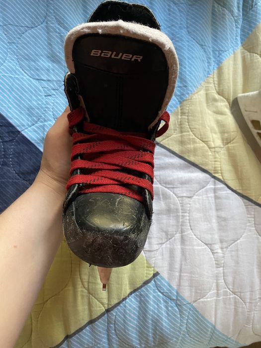 Продам коньки