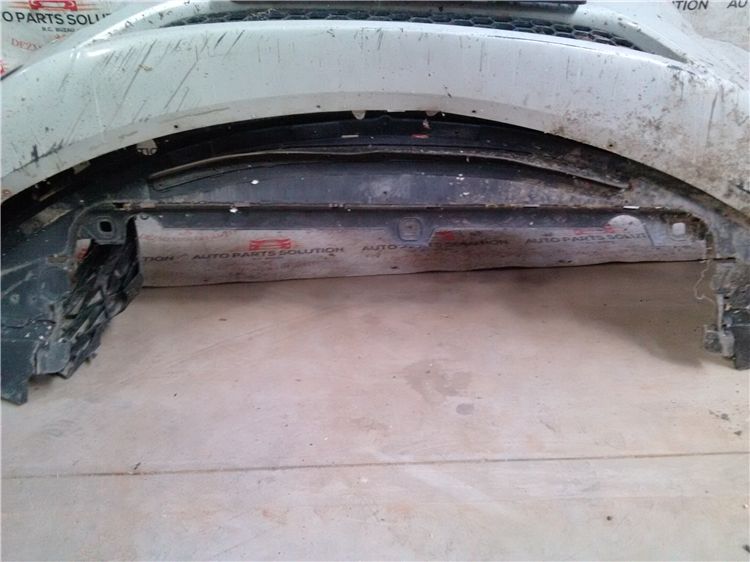 Scut sub bara volvo v60