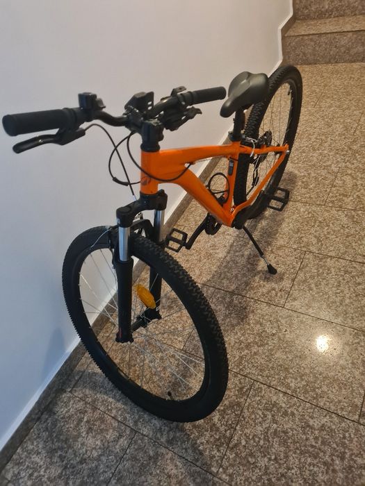 Vând Bicicleta ROCKRIDER MTB 26" , 9 -12 ani