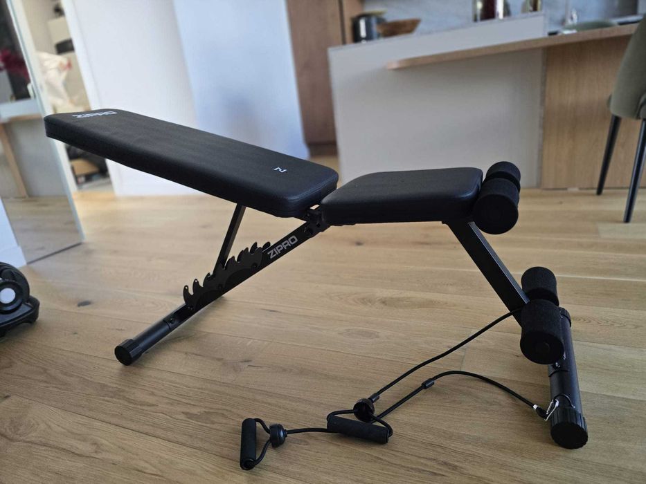Vand banca fitness si gantere