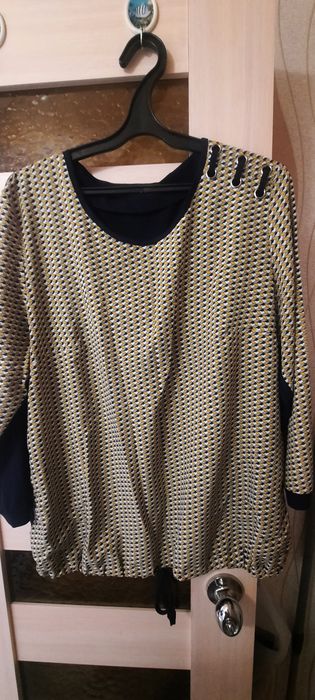 Продам платья 52 размер