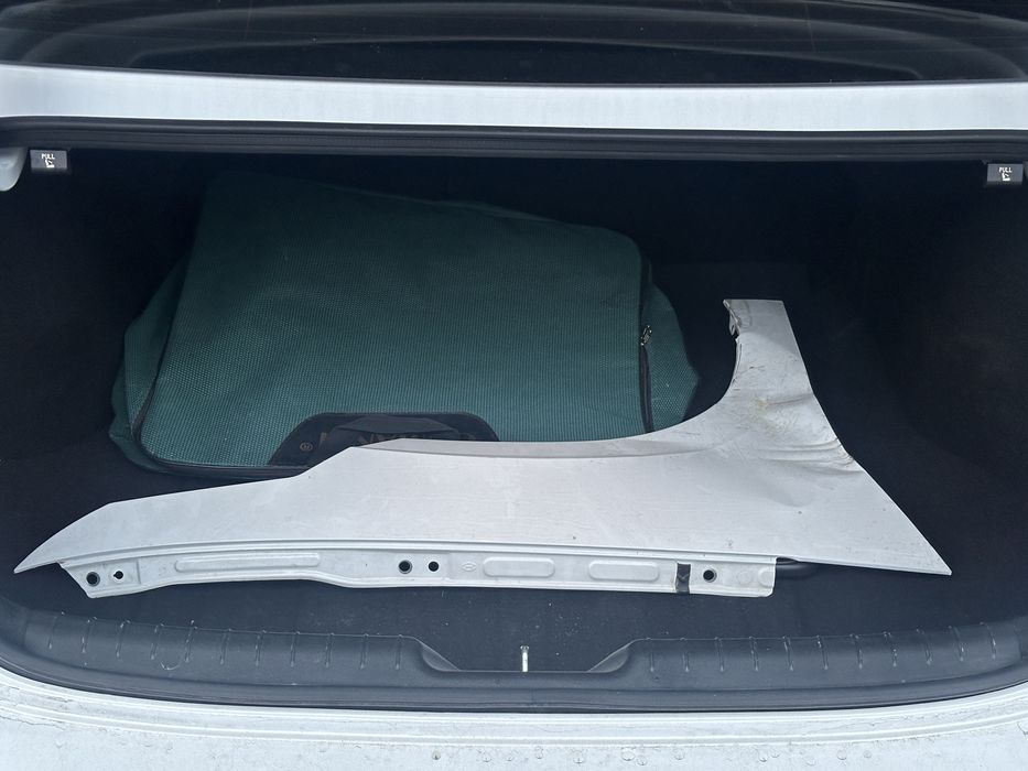 Срочно крыло Hyundai