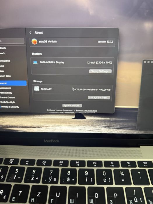 Macbook 2017 без коробки но свой