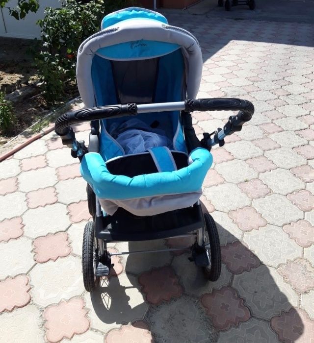 Детская коляска