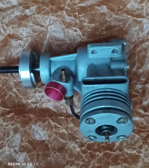 Микродвигател за авиомодел ,Метеор МД -2,5А