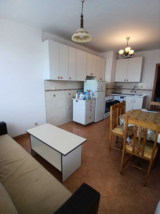 Двустаен ап. под наем в кв. Стрелбище