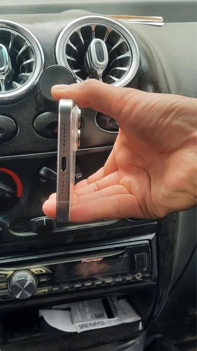 Iphone 15 pro max idial