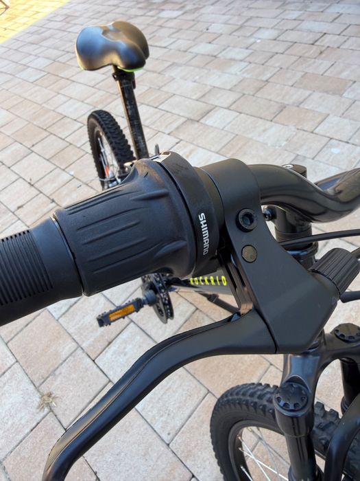 Titlu: Bicicletă Rockrider Decathlon 20” copii – stare foarte bună