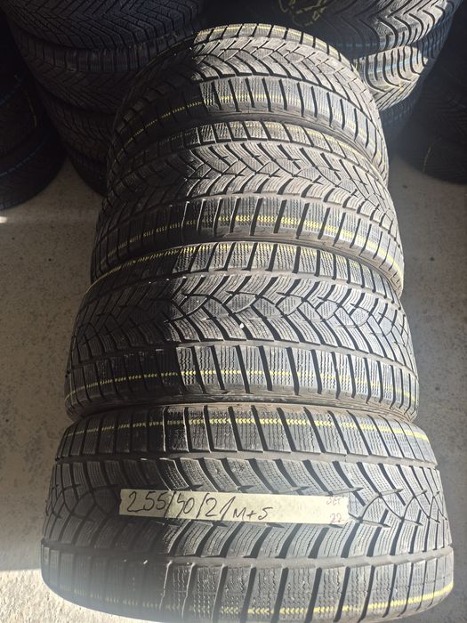 Vând cauciucuri 255/45/21 M+S set complet imp Germania//Goodyear// dot 30/2022