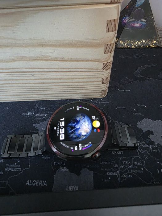 Huawei Watch 4 Pro Space Edition – Titan DLC, Safir – Impecabil (fara zale extra)