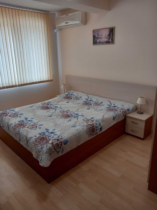 Дава се под наем Тристаен апартамент в Варна, Автогара - 87 кв.м за 663 € - Снимка #3