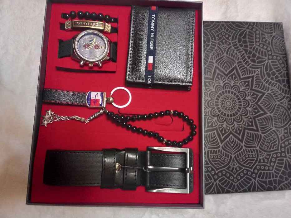 Pe stoc set 7 piese pt Valentine's