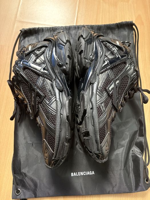 balenciaga runner