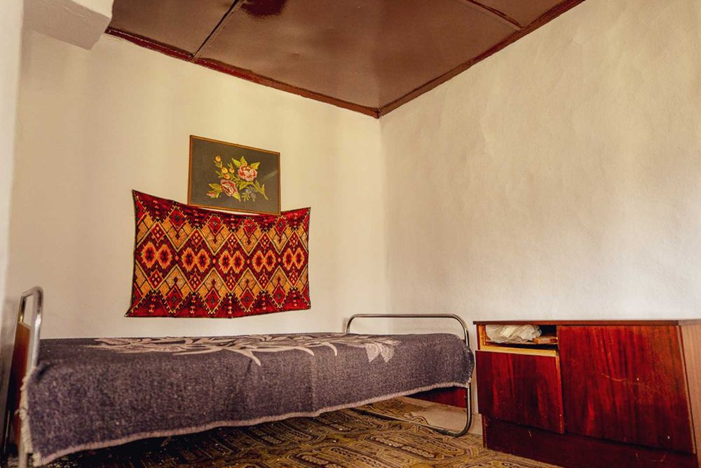 Продава се Къща в с. Слатина, Област Силистра - 200 кв.м за 29 €/кв.м - Снимка #2