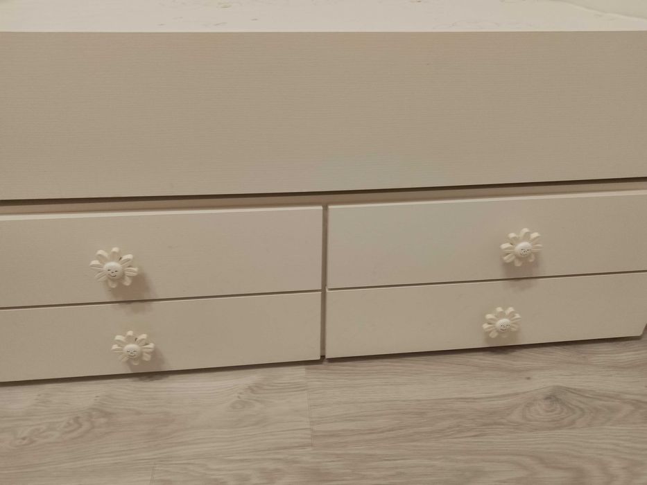 Детска кошара с решетка и двулицев матрак