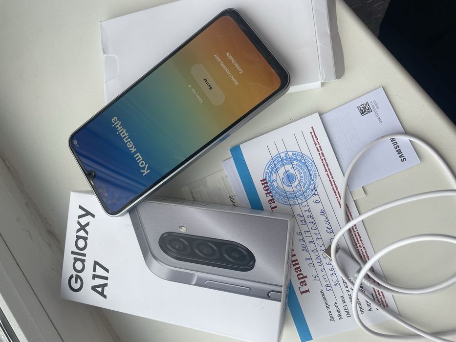 Samsung A17 6/128gb