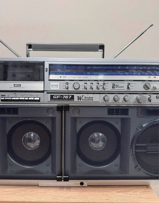 ТОП ретро радиокасетофон SHARP GF-767 Z Boombox - профилактиран