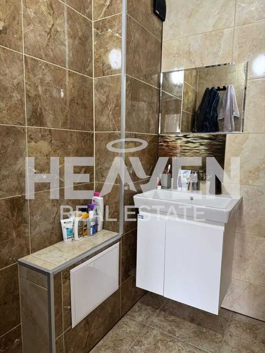 Продава се Тристаен апартамент в Пловдив, Въстанически - 69 кв.м за 1638 €/кв.м - Снимка #11