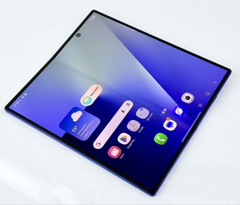 НОВ! Samsung Galaxy Z Fold 7 5G 512GB 12RAM Blue Shadow 2г. Гаранция!