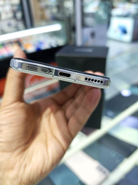 Honor magic 7 pro 12/256 ideal