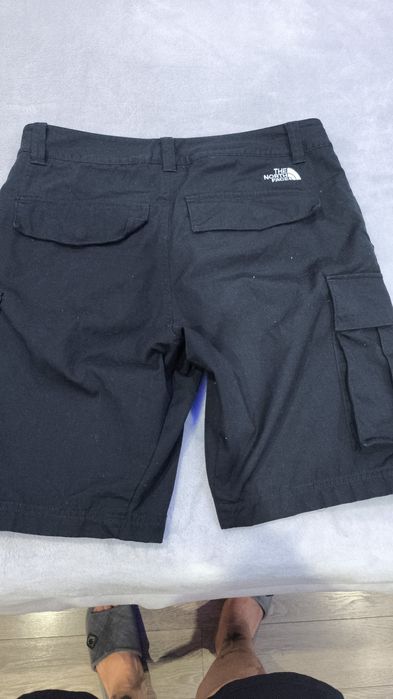 Pantaloni north face noi