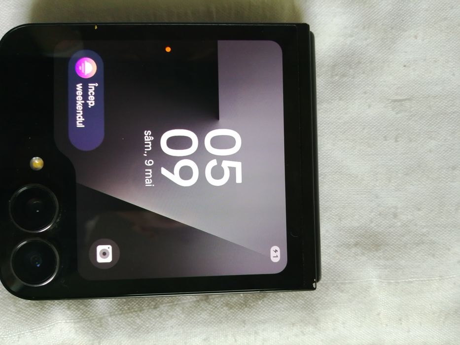 Telefon Samsung flip 7