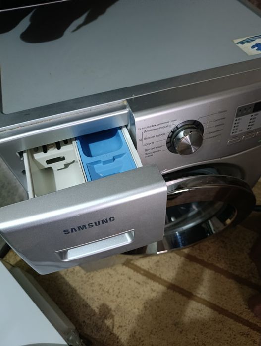 Cтиральная машина"Самсун б/уг"