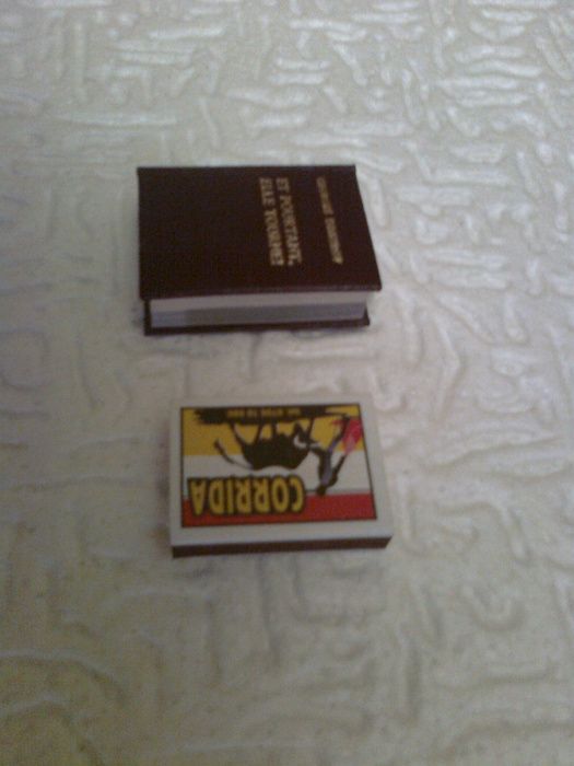 Продавам много рядка книга