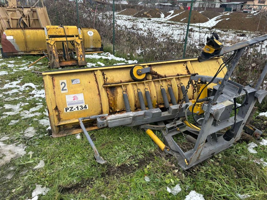 Lama de zapada , deszapezire electrohidraulica Nido 2,8 metri