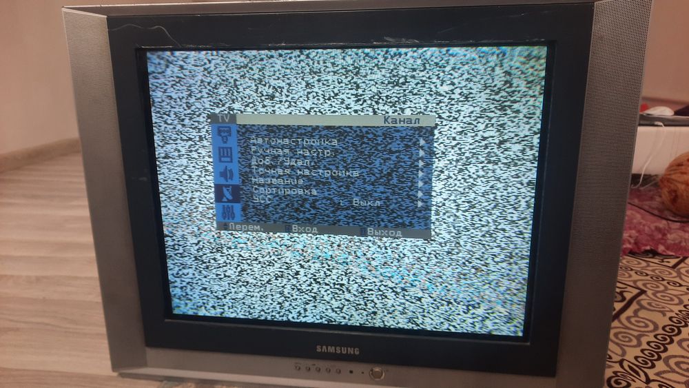 Телевизор Самсунг