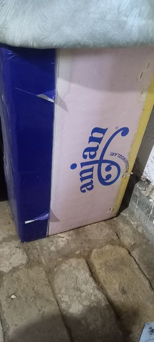 Морозильник сотилади холати уртача. Анжан Морожна учун фойдаланса була