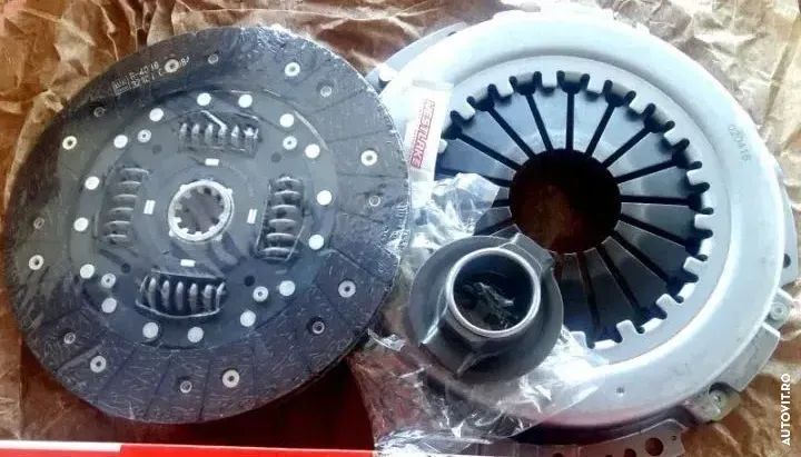 Kit ambreiaj LUK Nissan 3.0 Atleon Cabstar EcoT Trade Piese