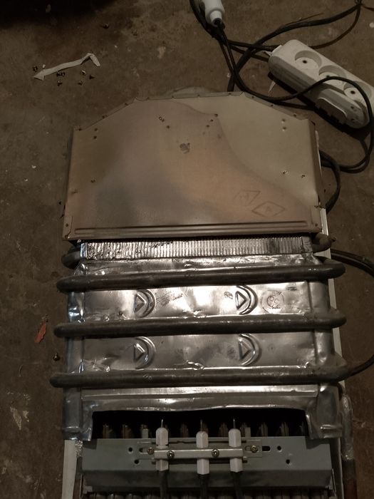 Газовая колонка.