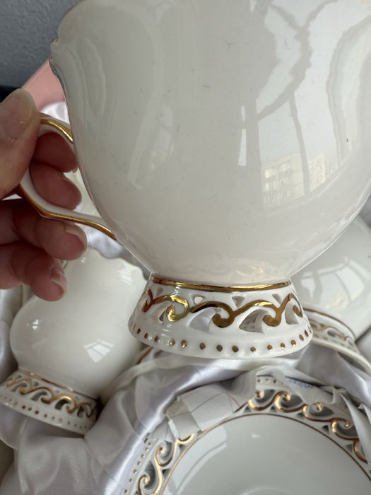 Чайный сервиз очень красивый