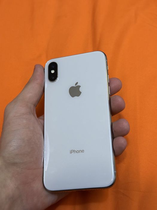 Айфон Х в хорошем состояний